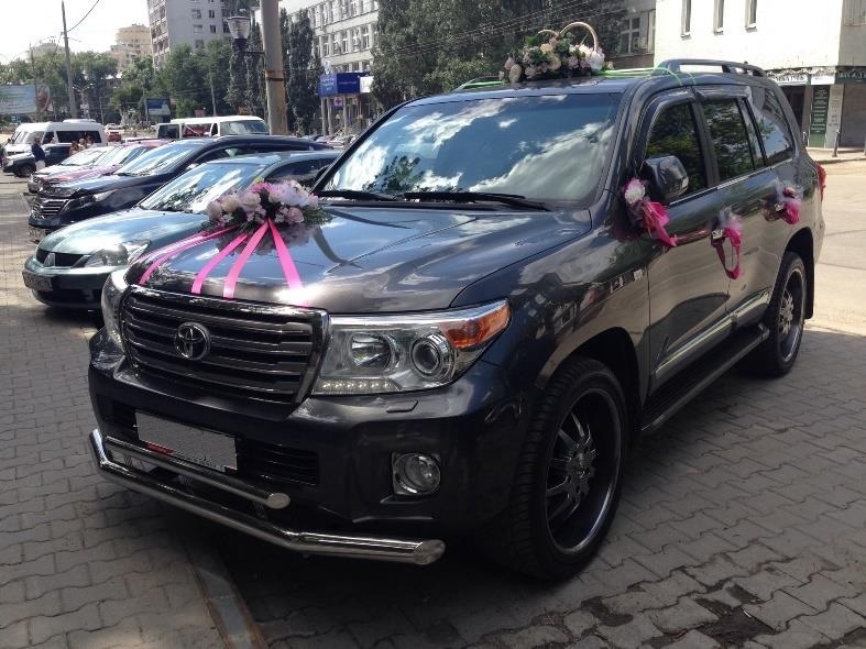 Toyota Land Cruiser 200