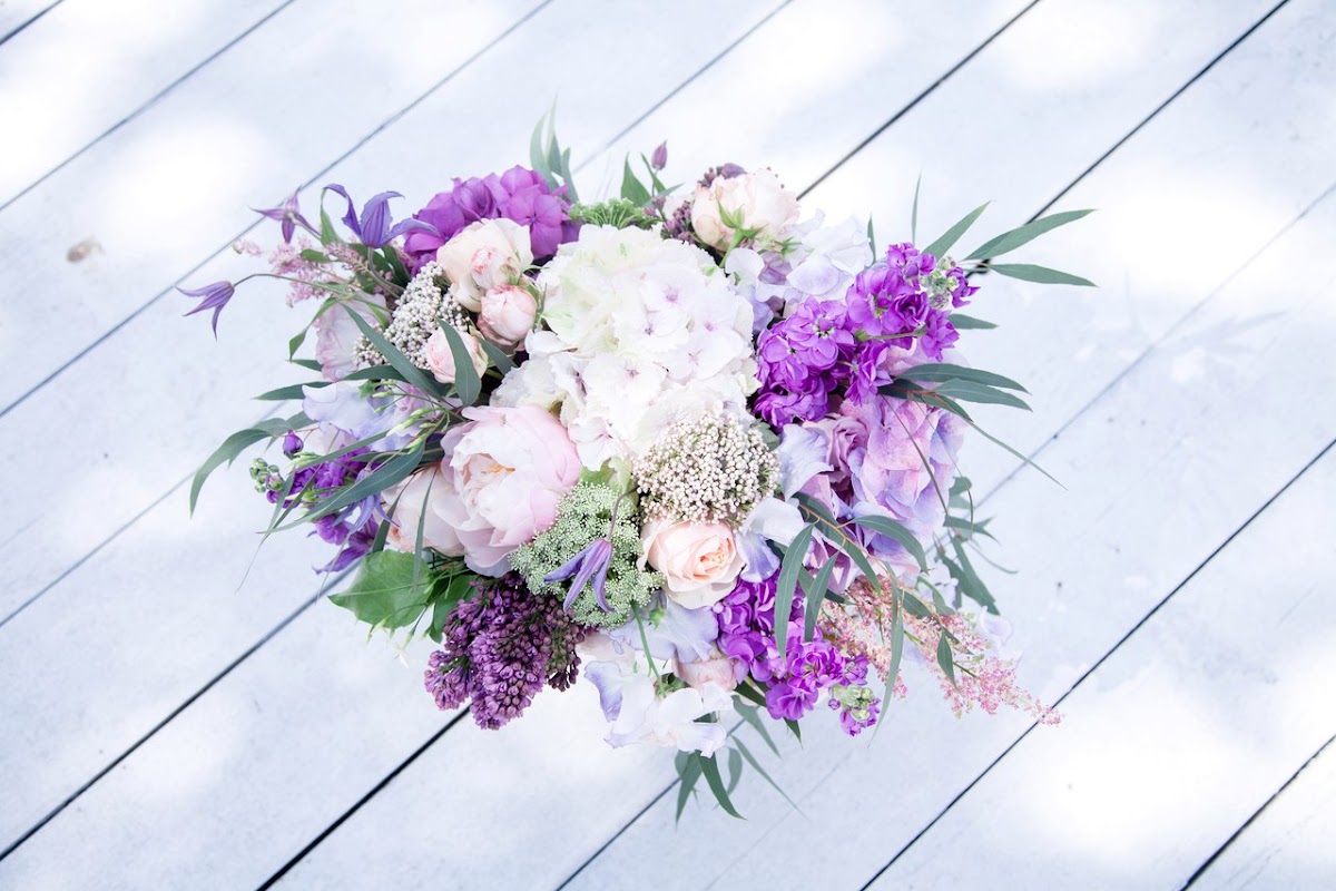 FLOWER SHOWER