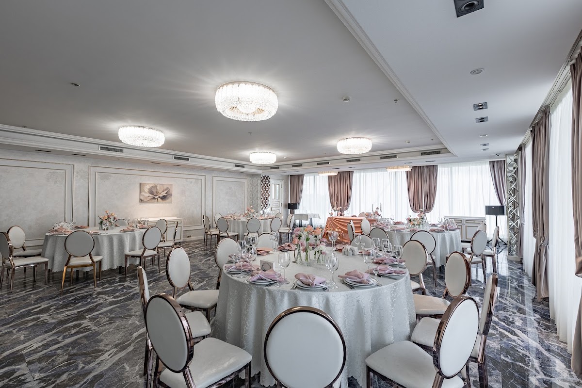 Гранат Hall — кадр 3 из 121