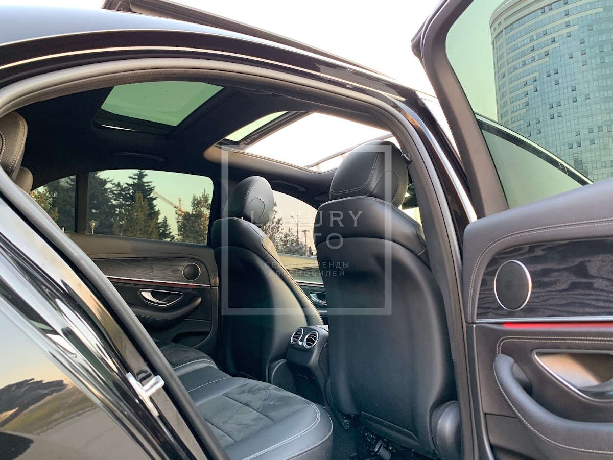 Mercedes-Benz E-213