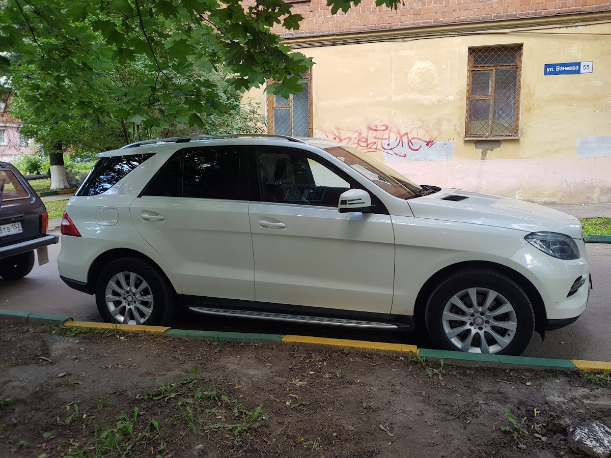 Mercedes-Benz ML350