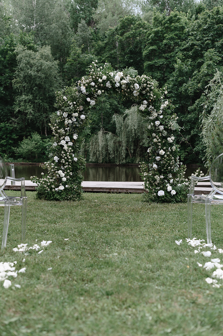 Green-white wedding,2022