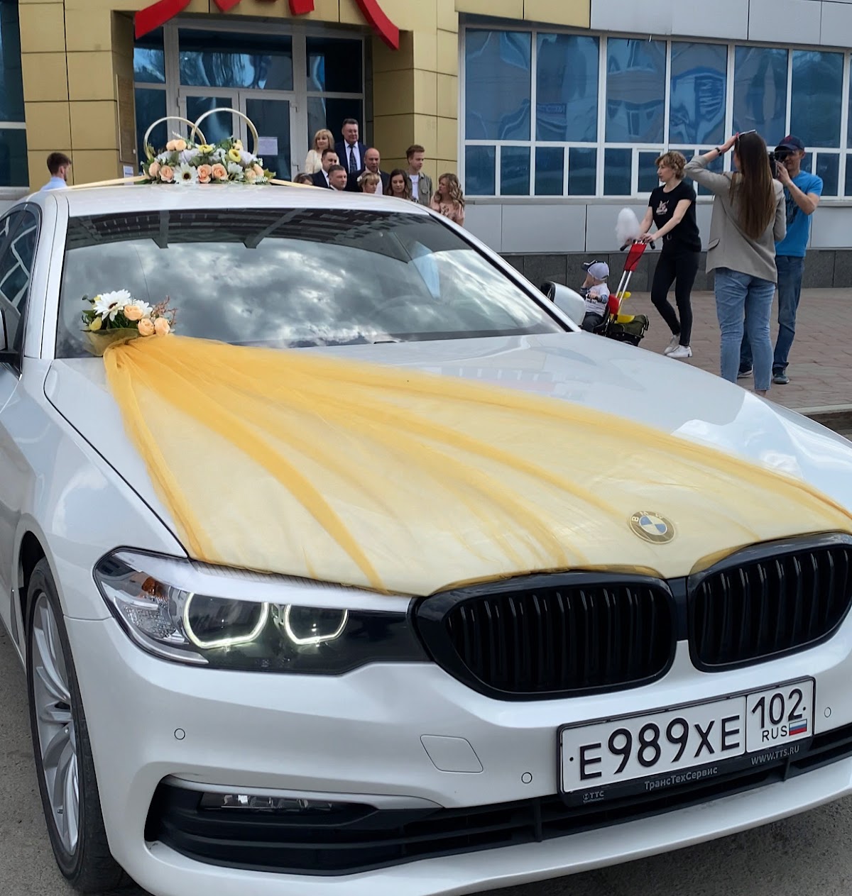 BMW M5 — кадр 4 из 8