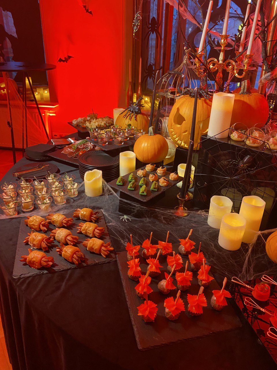 Тематическая вечеринка "Halloween"