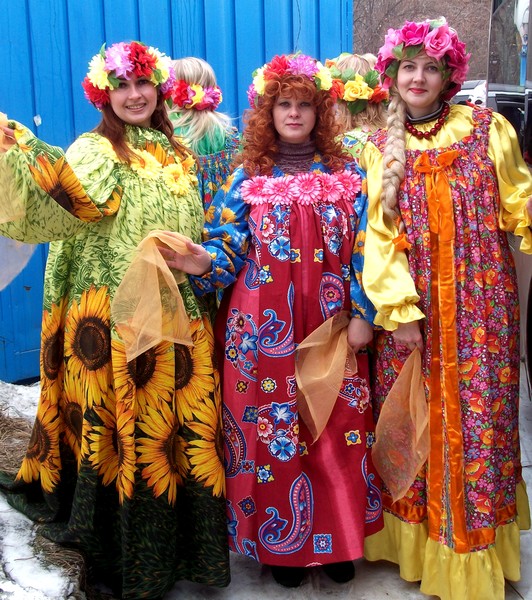 костюмы