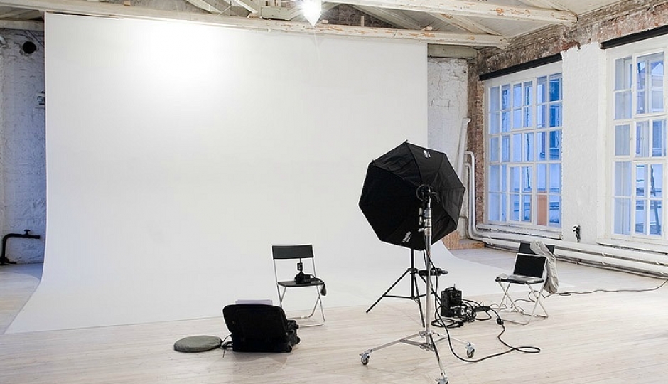 PHOTOPLAY