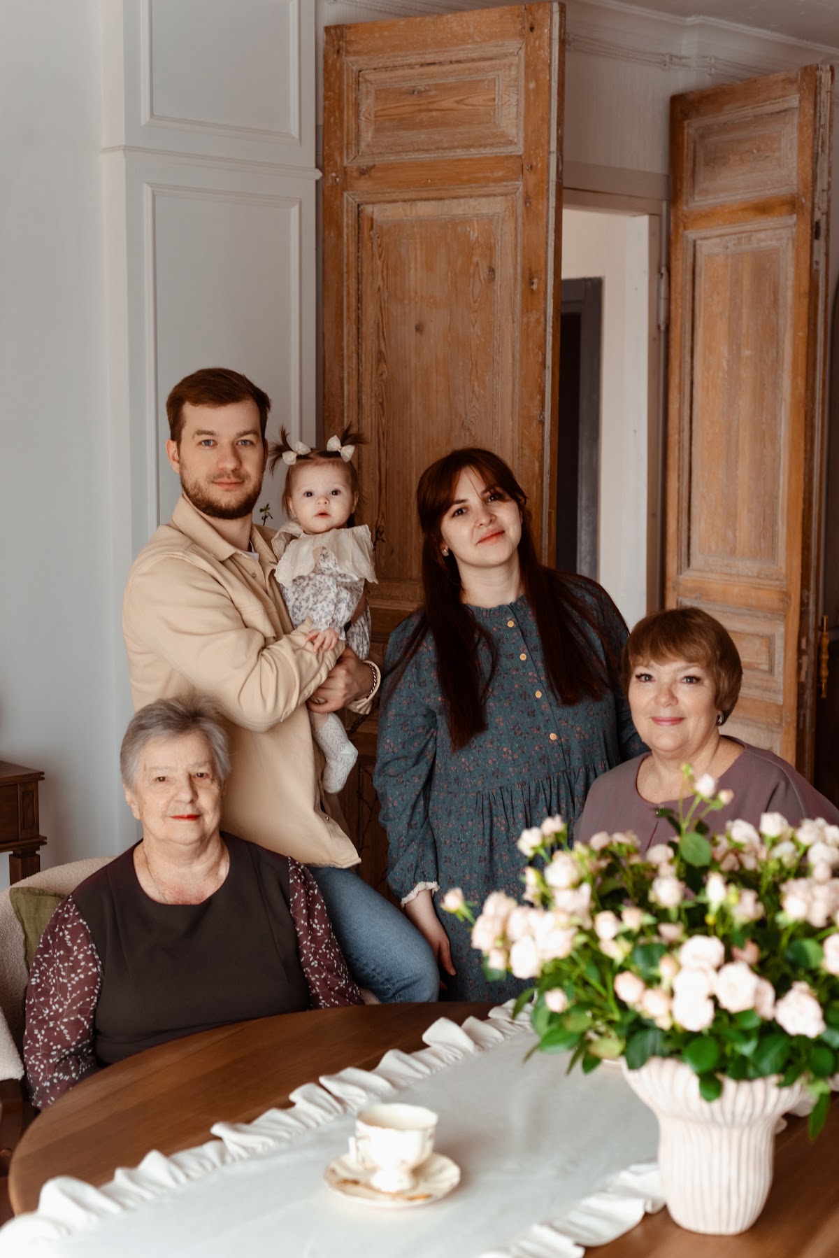Семейная студийная фотосессия