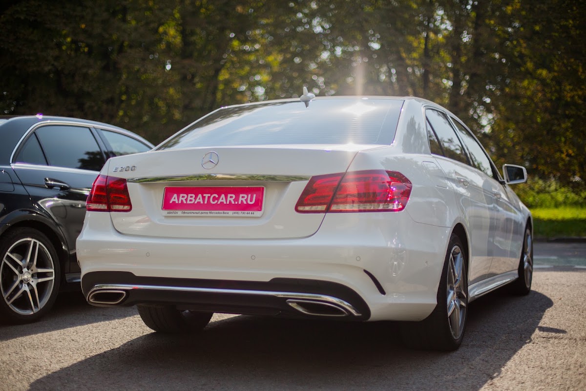 Mercedes E-class (212) белый — кадр 3 из 4