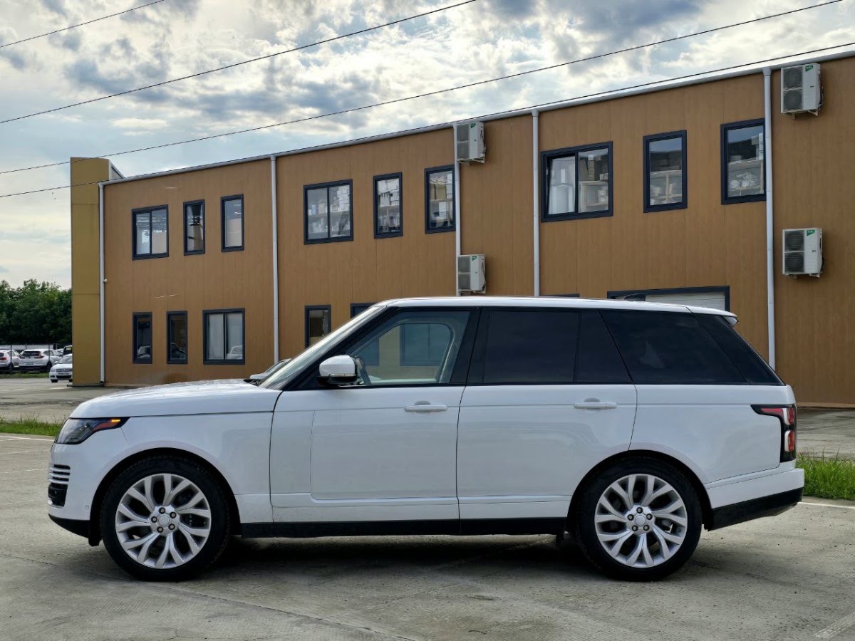 Land Rover Range Rover — кадр 2 из 13