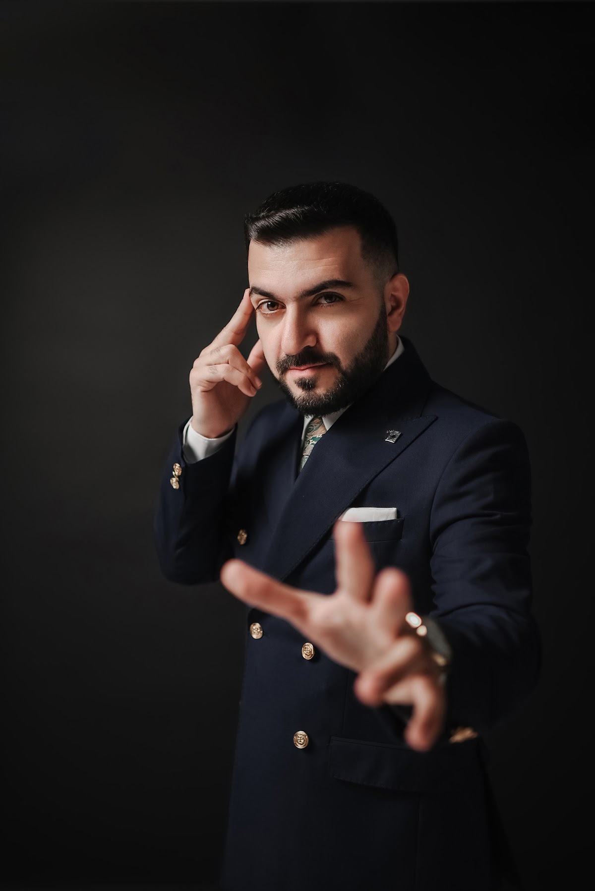 Виктор Агабабян — кадр 3 из 17