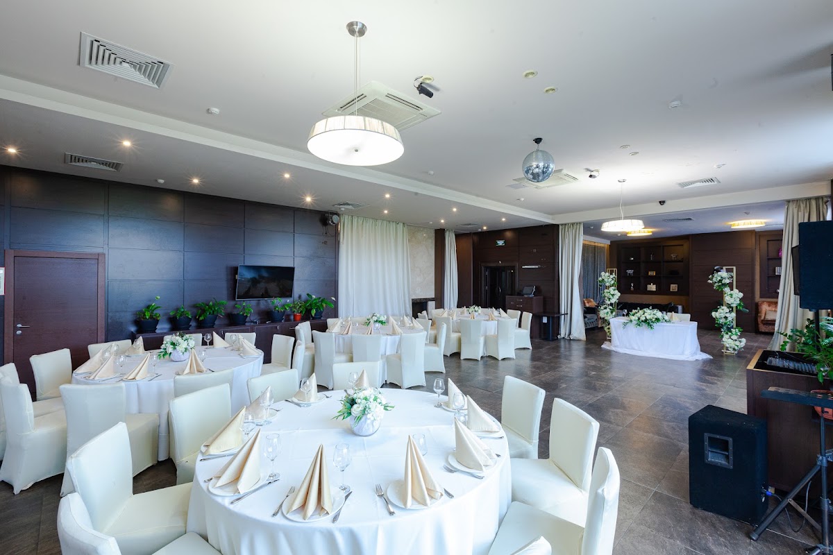 Зал Atrium