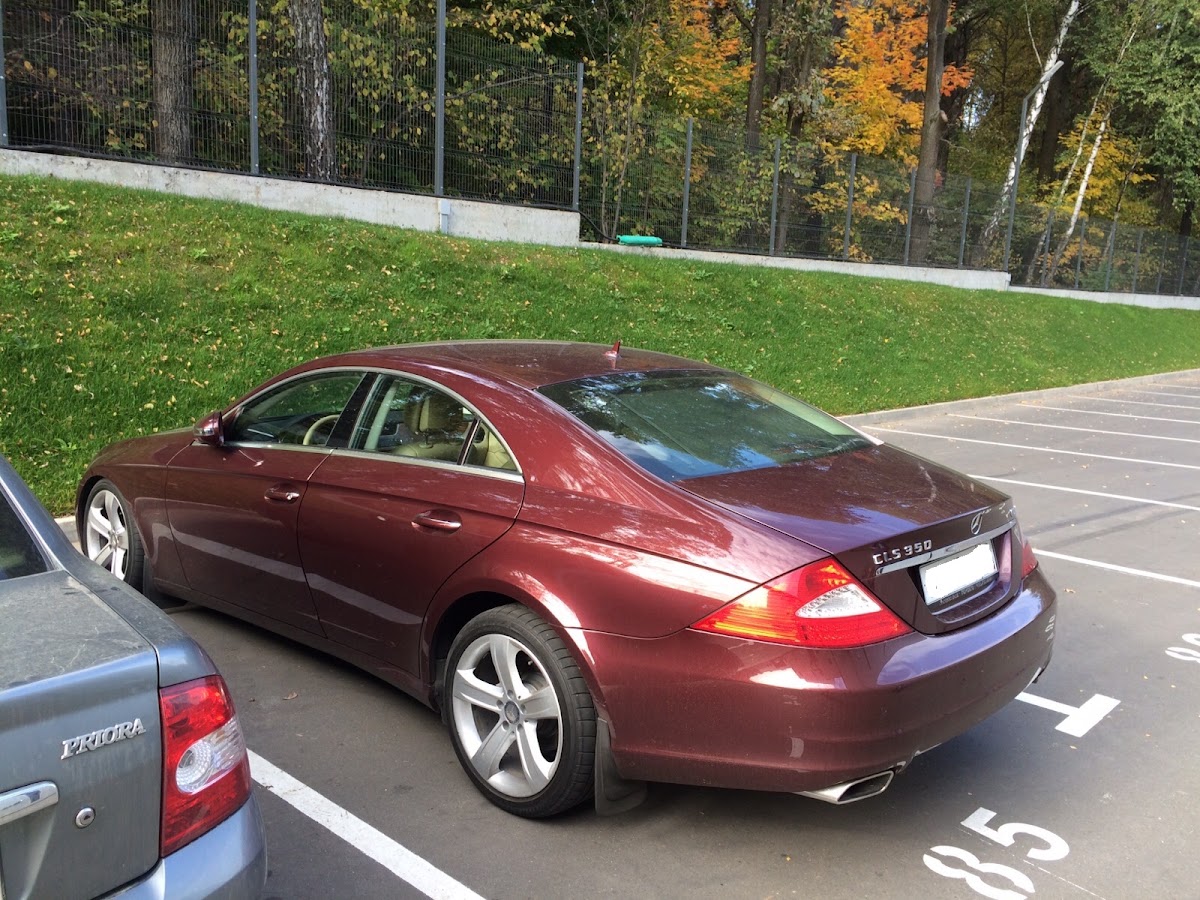 Мерседес CLS — кадр 2 из 3