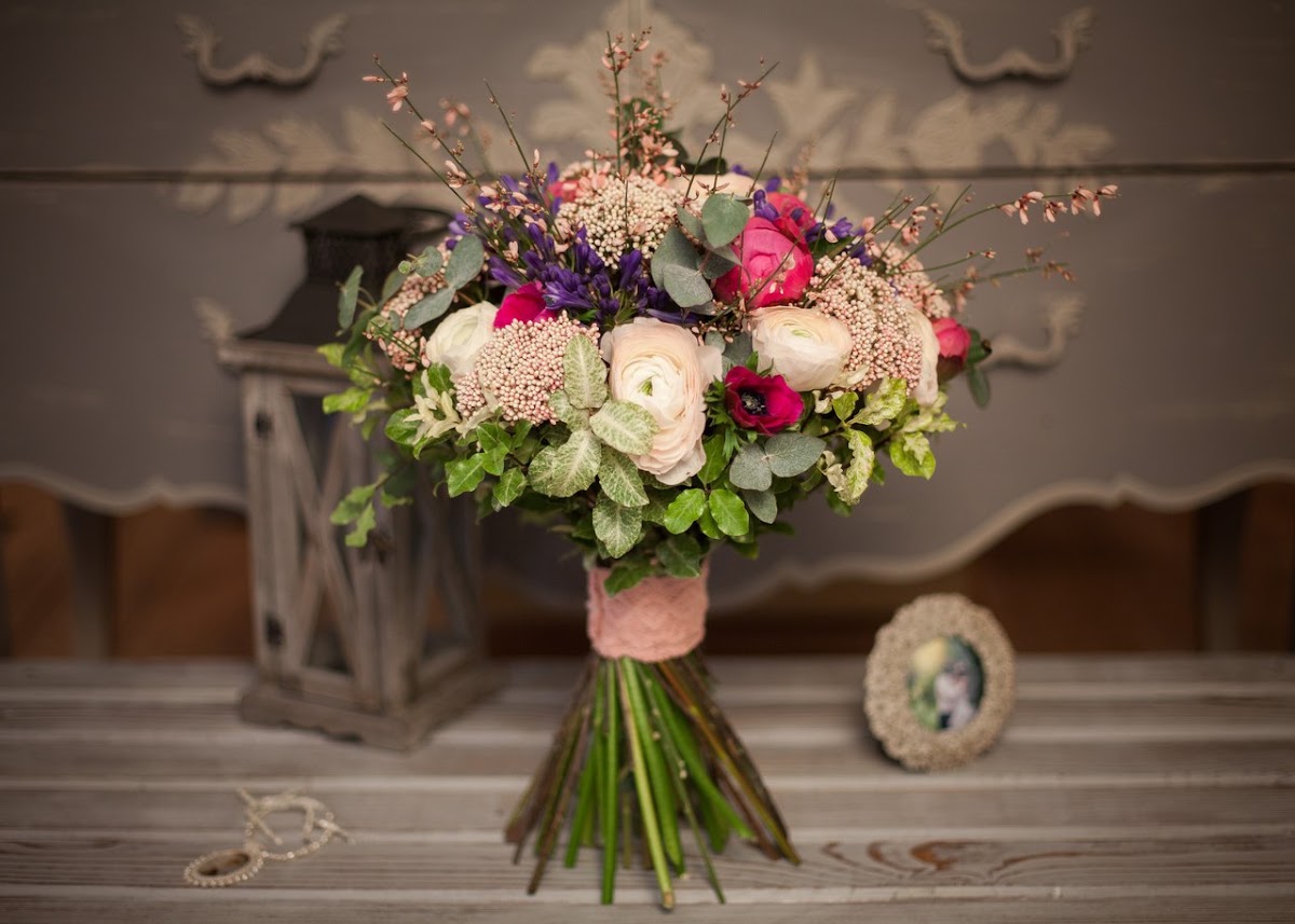 Meshel flowers