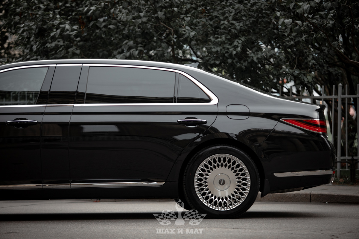 Genesis G90 L