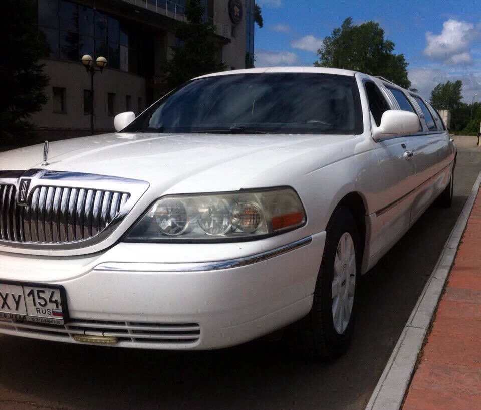 Lincoln Town Car