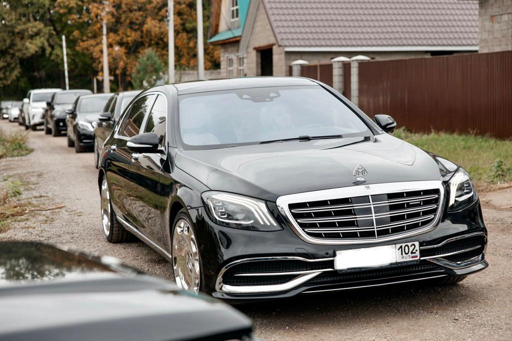 Mercedes Benz Maybach — кадр 2 из 3