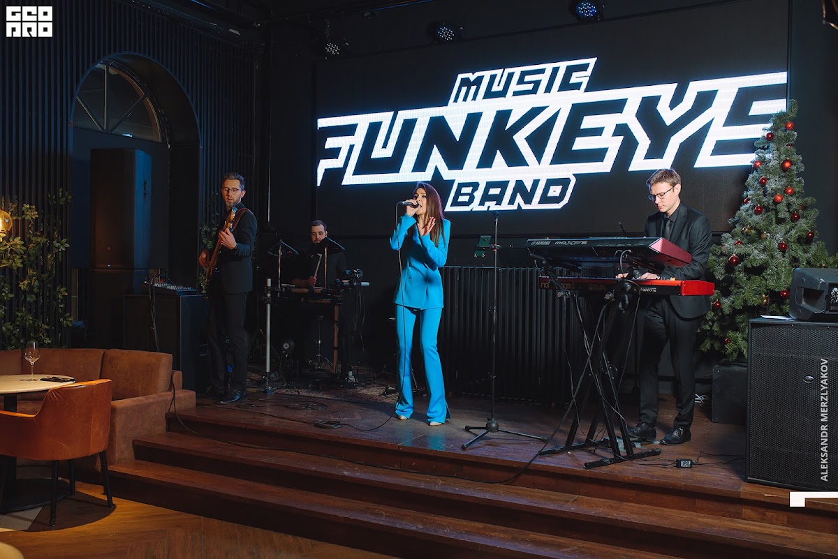 Кавер-группа на свадьбу Нижний Новгород Funkeys Music Band|Рождество в ресторане RIBS