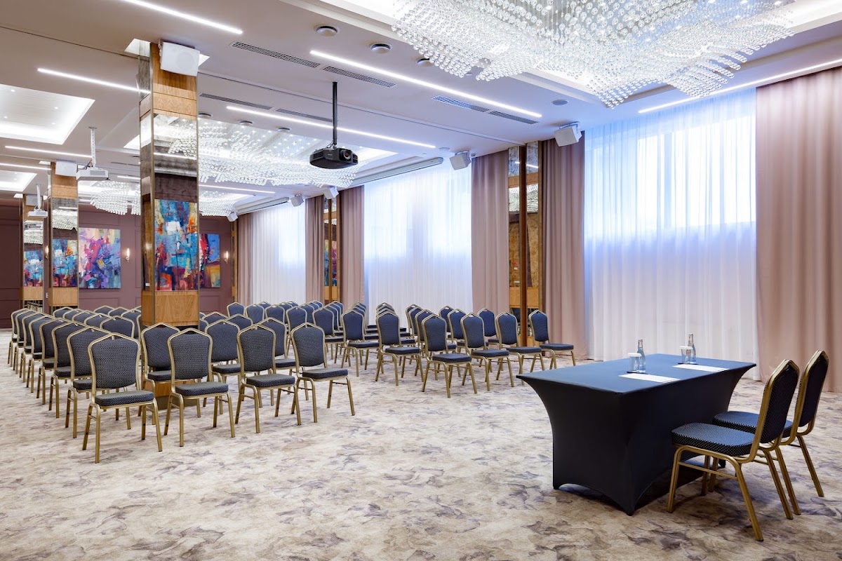 Банкетный зал Conrad Waldorf Astoria — Фокус-группа