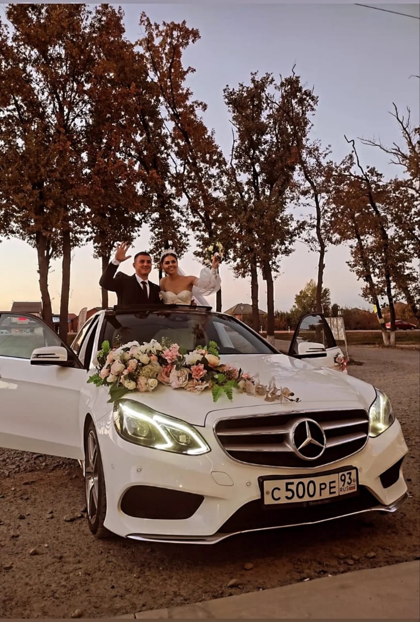 Mercedes W212 restail — кадр 3 из 6