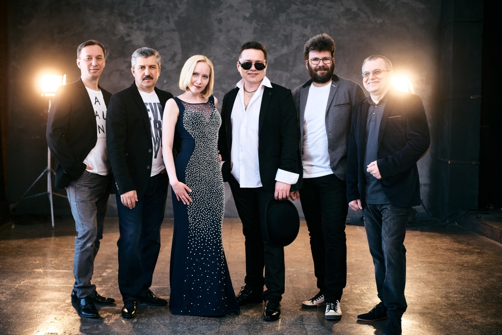 VOLGA BAND 2