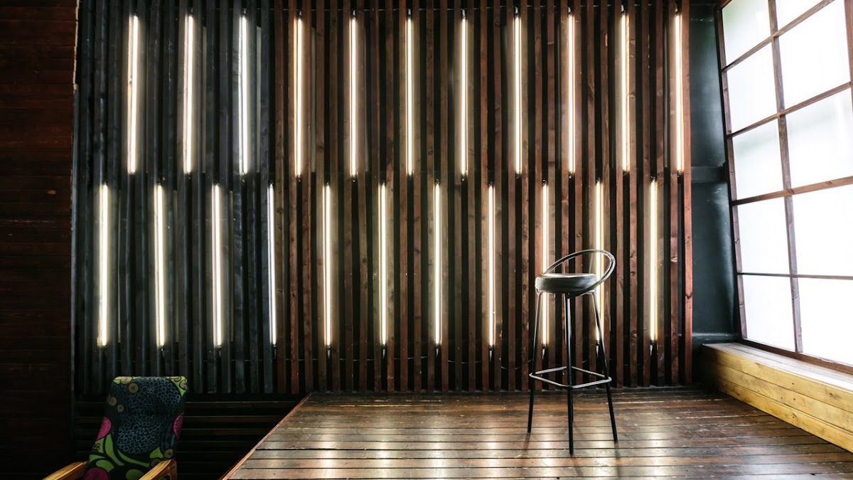 WOOD