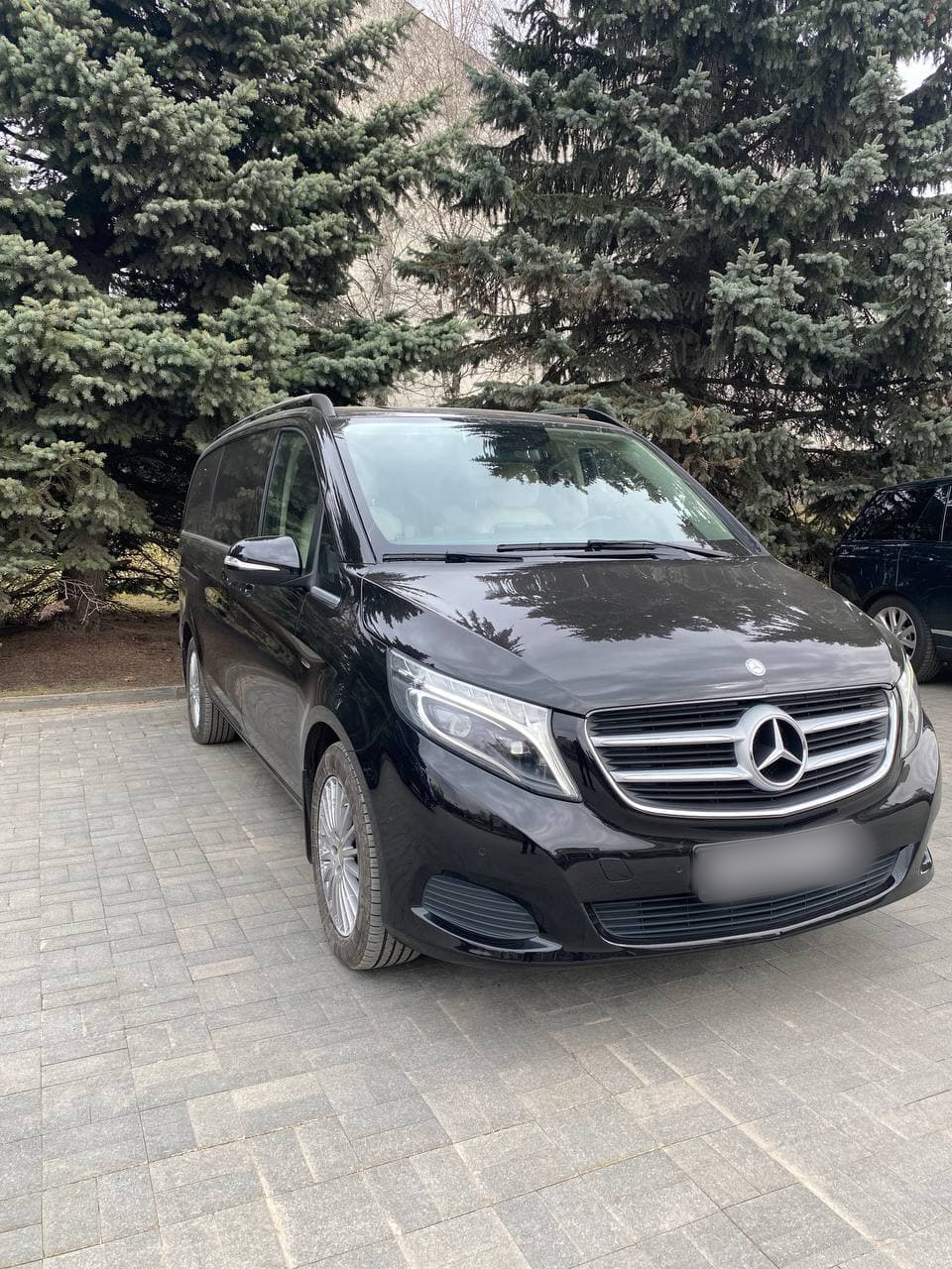 Mercedes-Benz V класс - Мерседес черный
