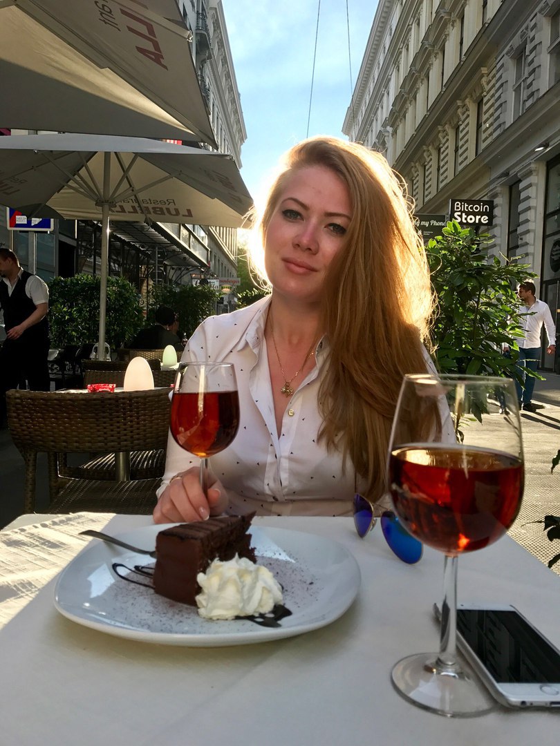 Юлия Коровина