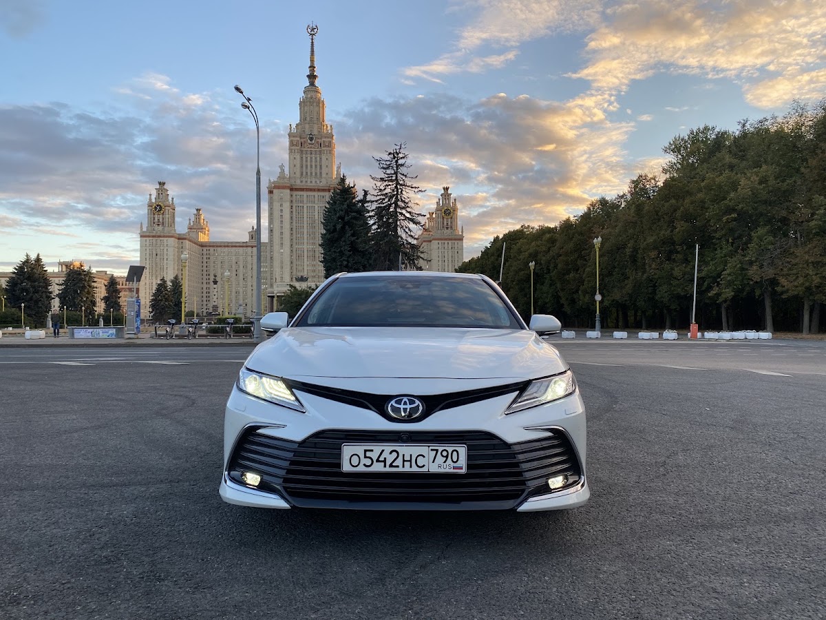 Тойота Камри