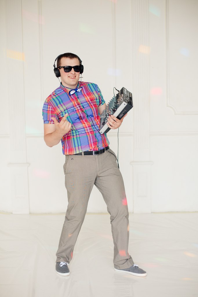 Dj Mitol