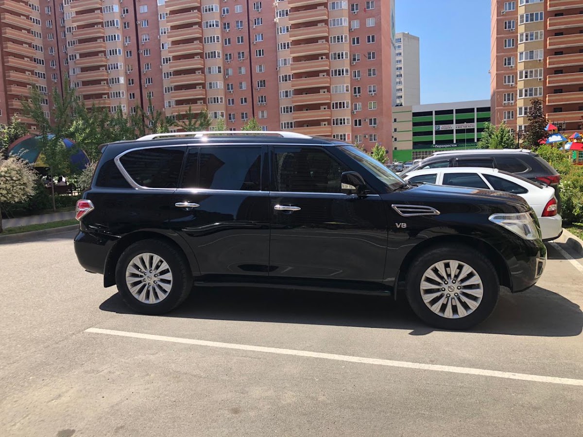 Nissan Patrol — кадр 2 из 4