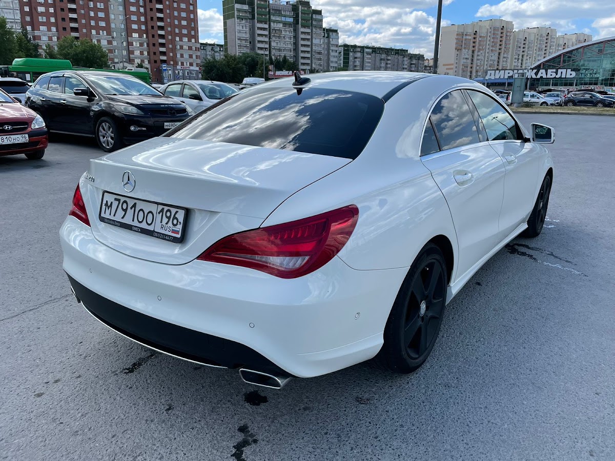 Mercedes-Benz CLA 200 — кадр 2 из 7