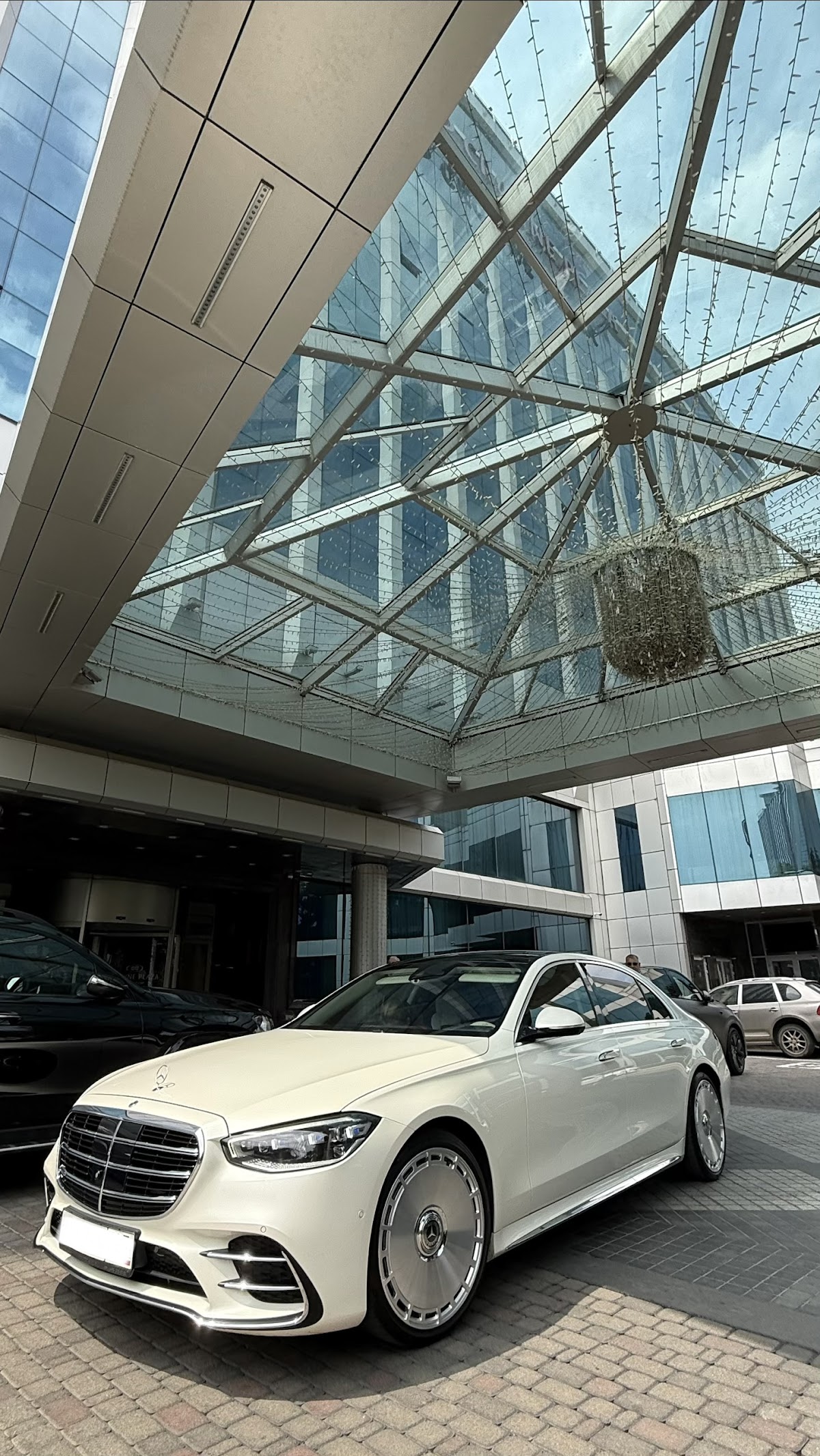 Mercedes s-class 223 long — кадр 4 из 9