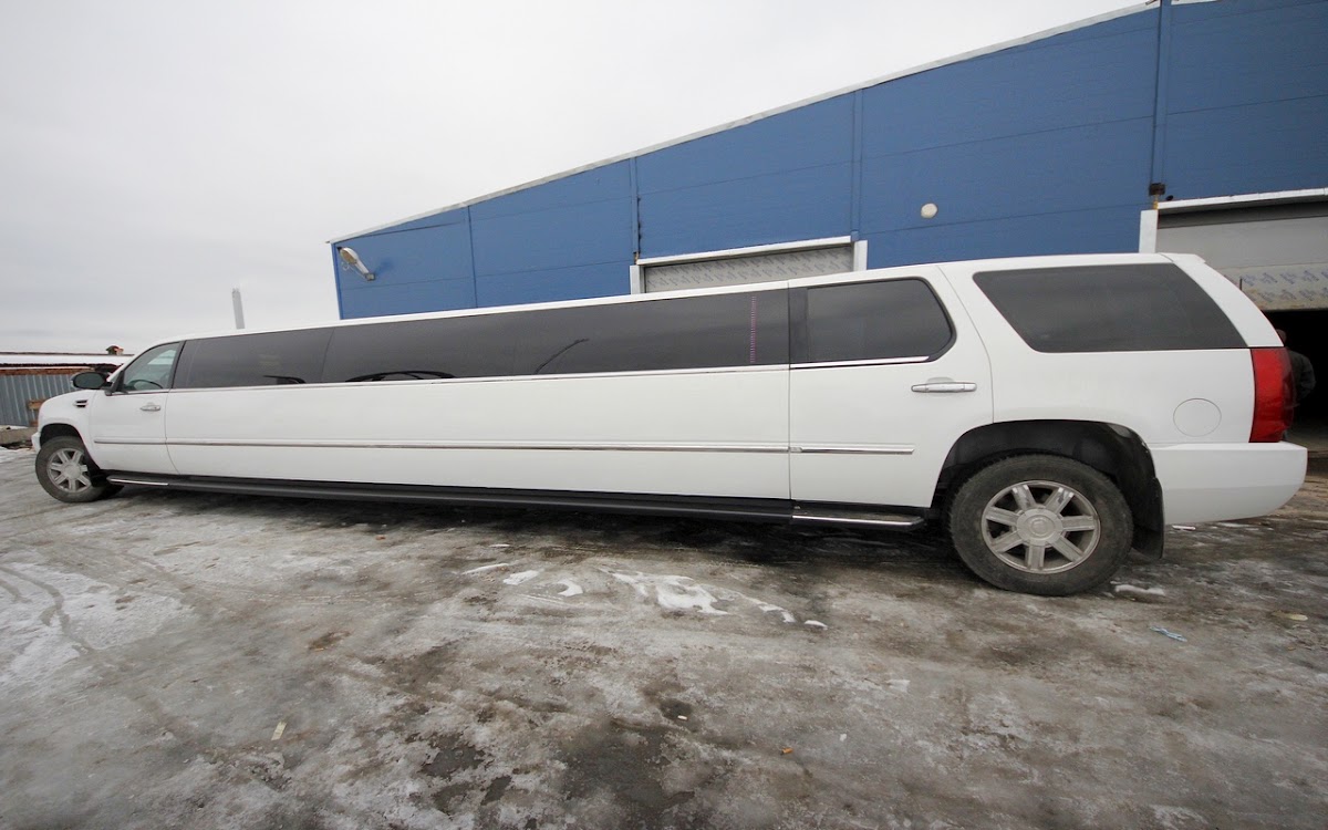 Cadillac Escalade 3