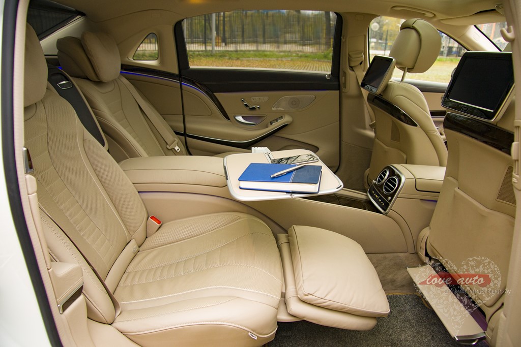 Mercedes-Benz S222 Maybach