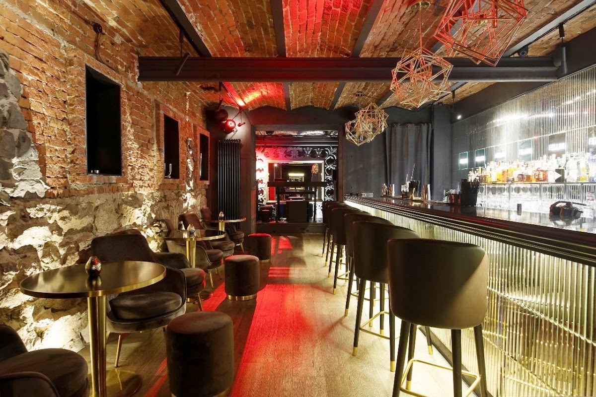 Lounge Bar