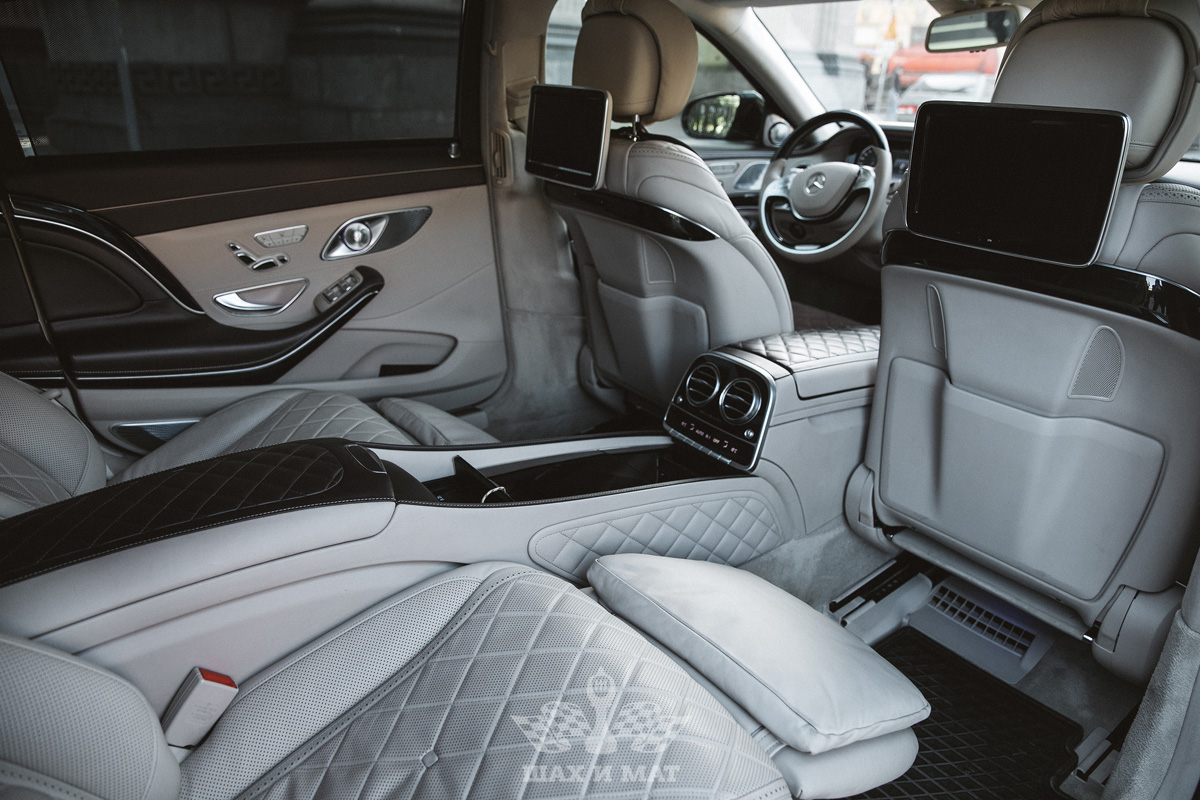 Mercedes-Benz Maybach S500