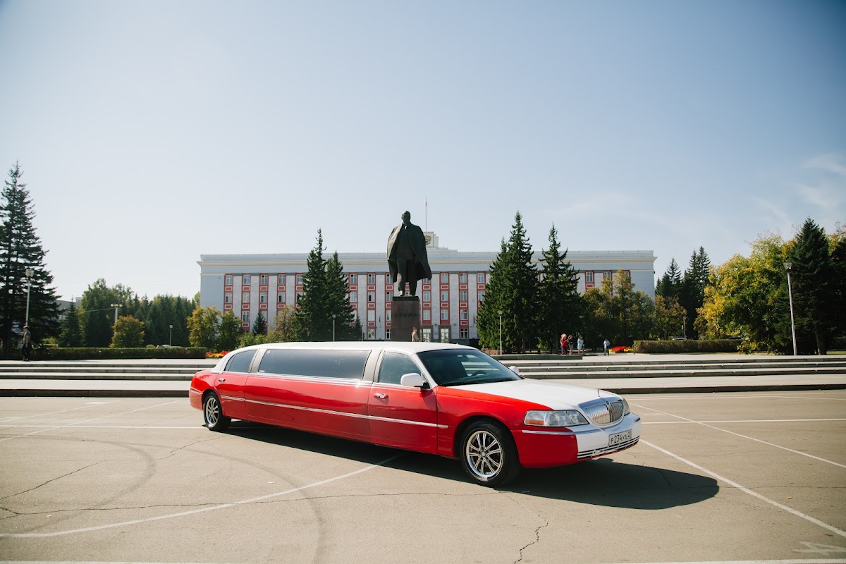 Линкольн Таун Кар