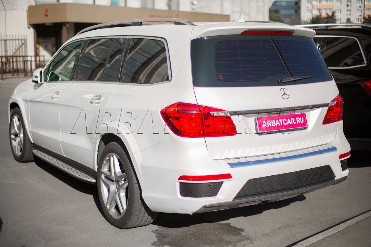 Mercedes GL-class белый, 7мест — кадр 2 из 6