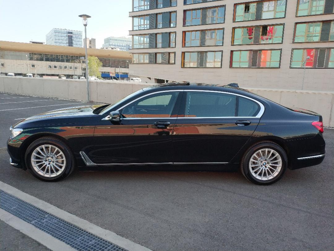 BMW 7 2018 — кадр 4 из 12