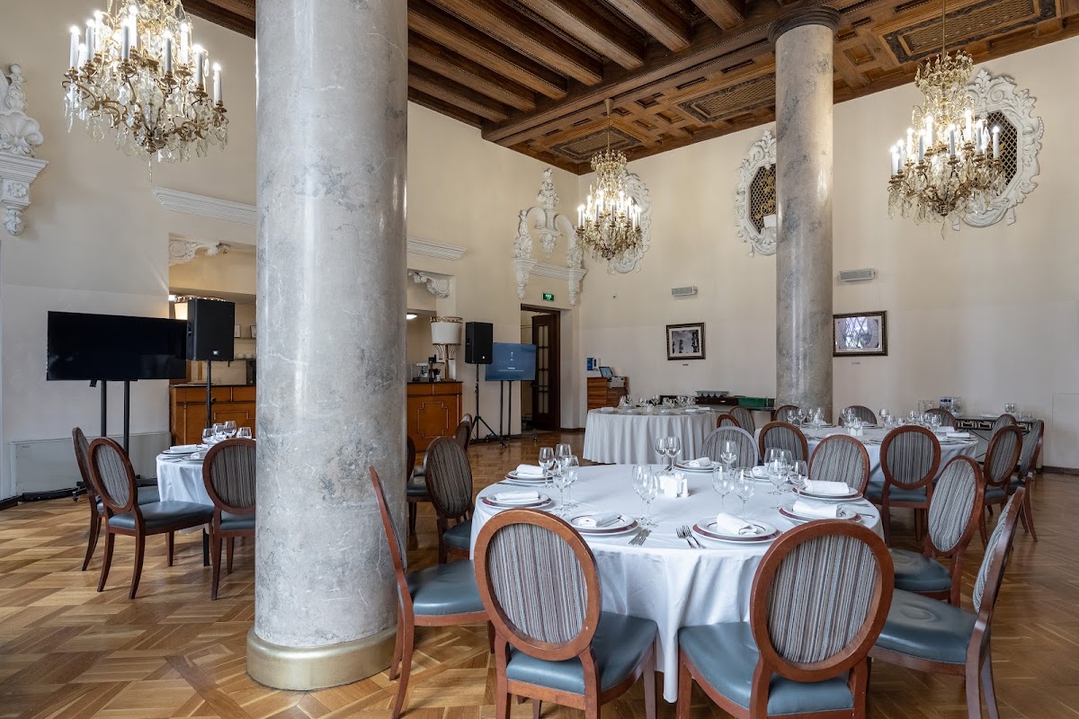 Ресторан  «Джанус»